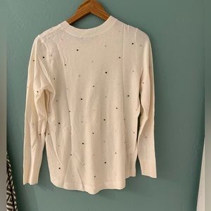 ⭐️NEW⭐️ LOFT ivory crew sweater with embroidered polka dots. Size M